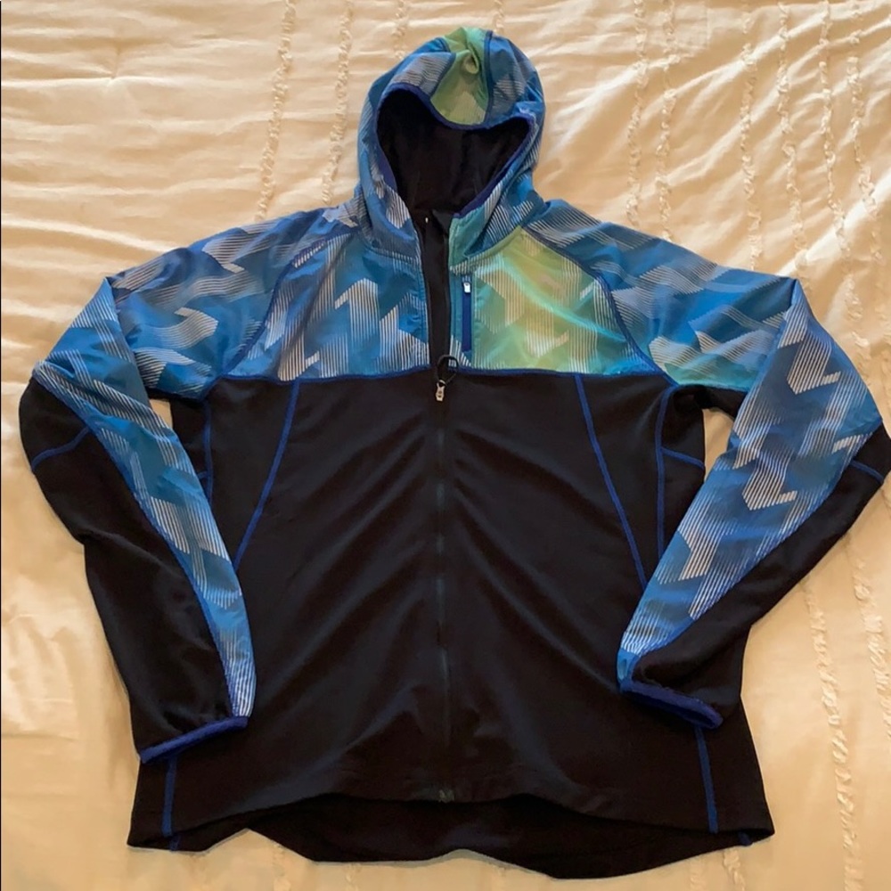 Men’s Puma jacket medium fitted